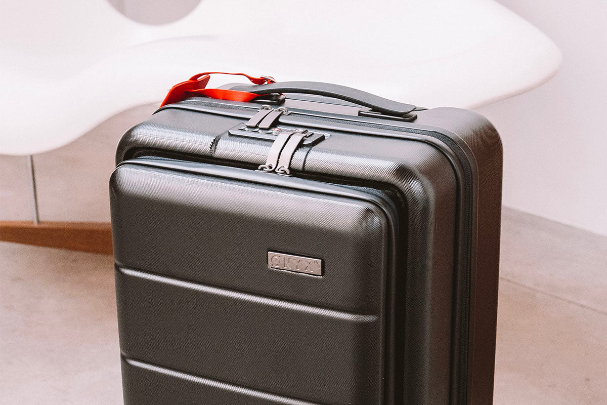 Het Belang van een TSA Slot: De Onmisbare Reisgenoot van ONYX Journey Koffers