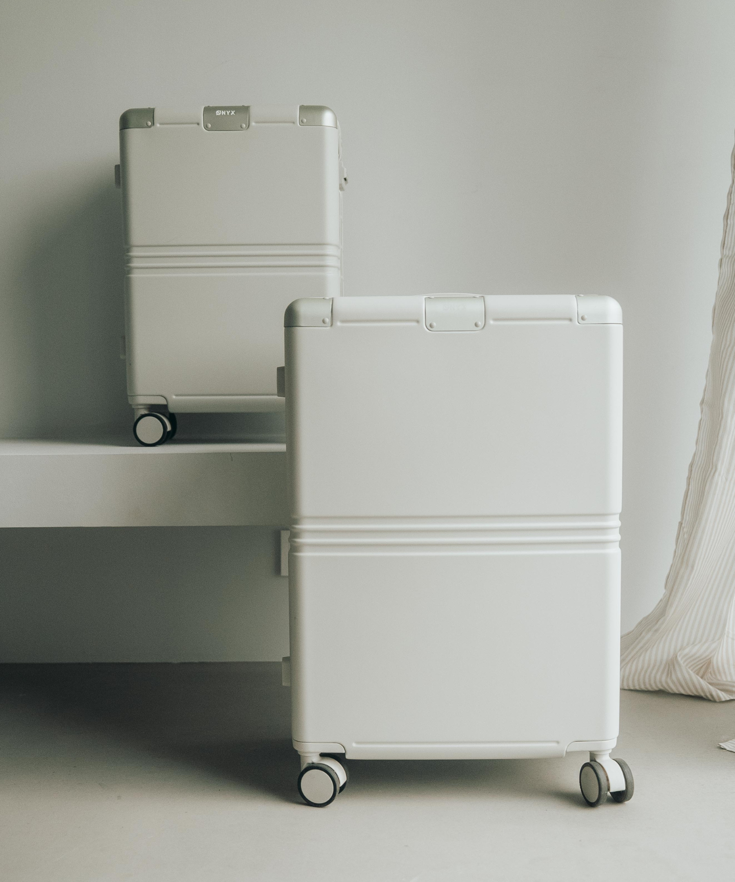 #kleur_ivory white