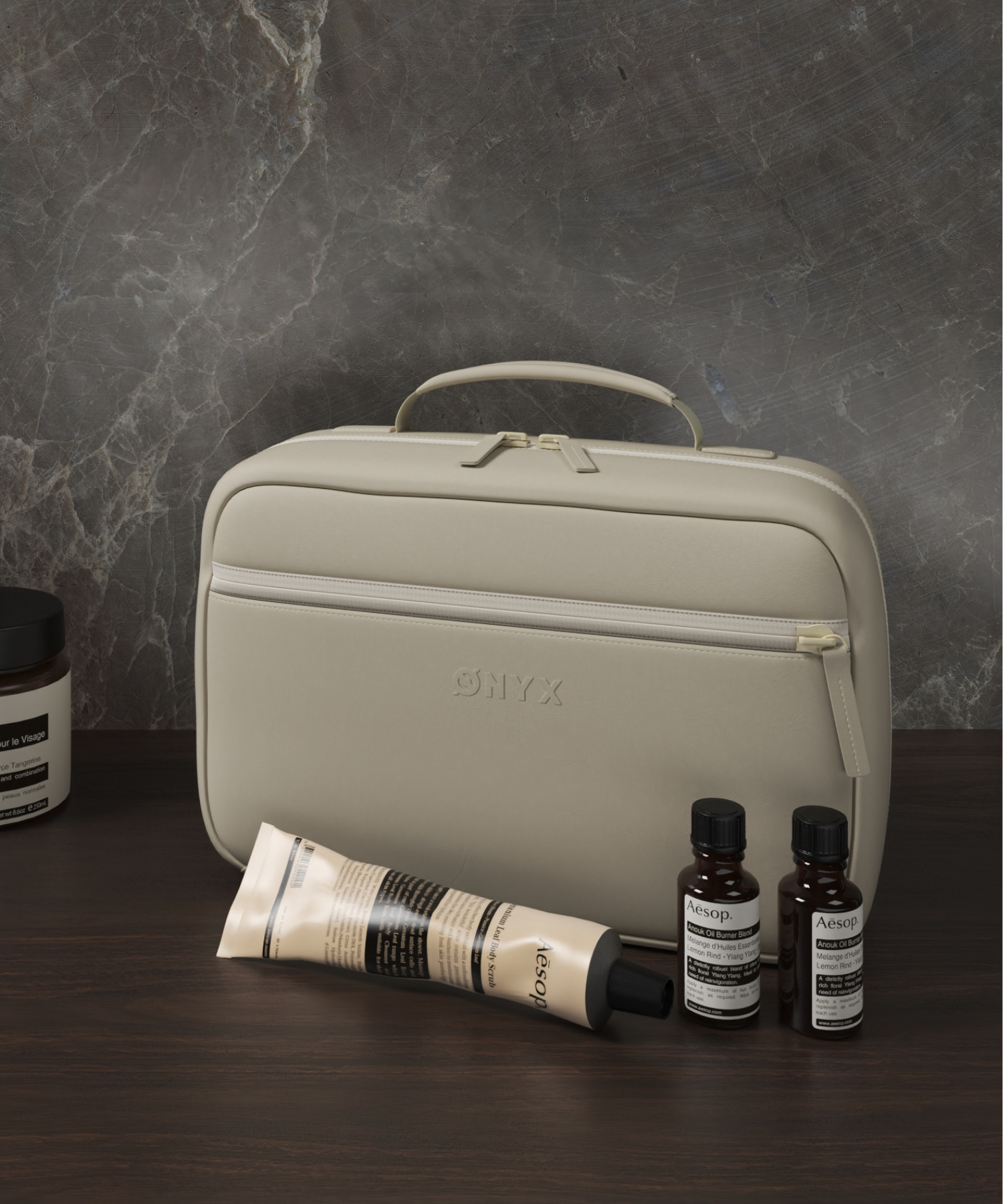 #kleur_ivory white