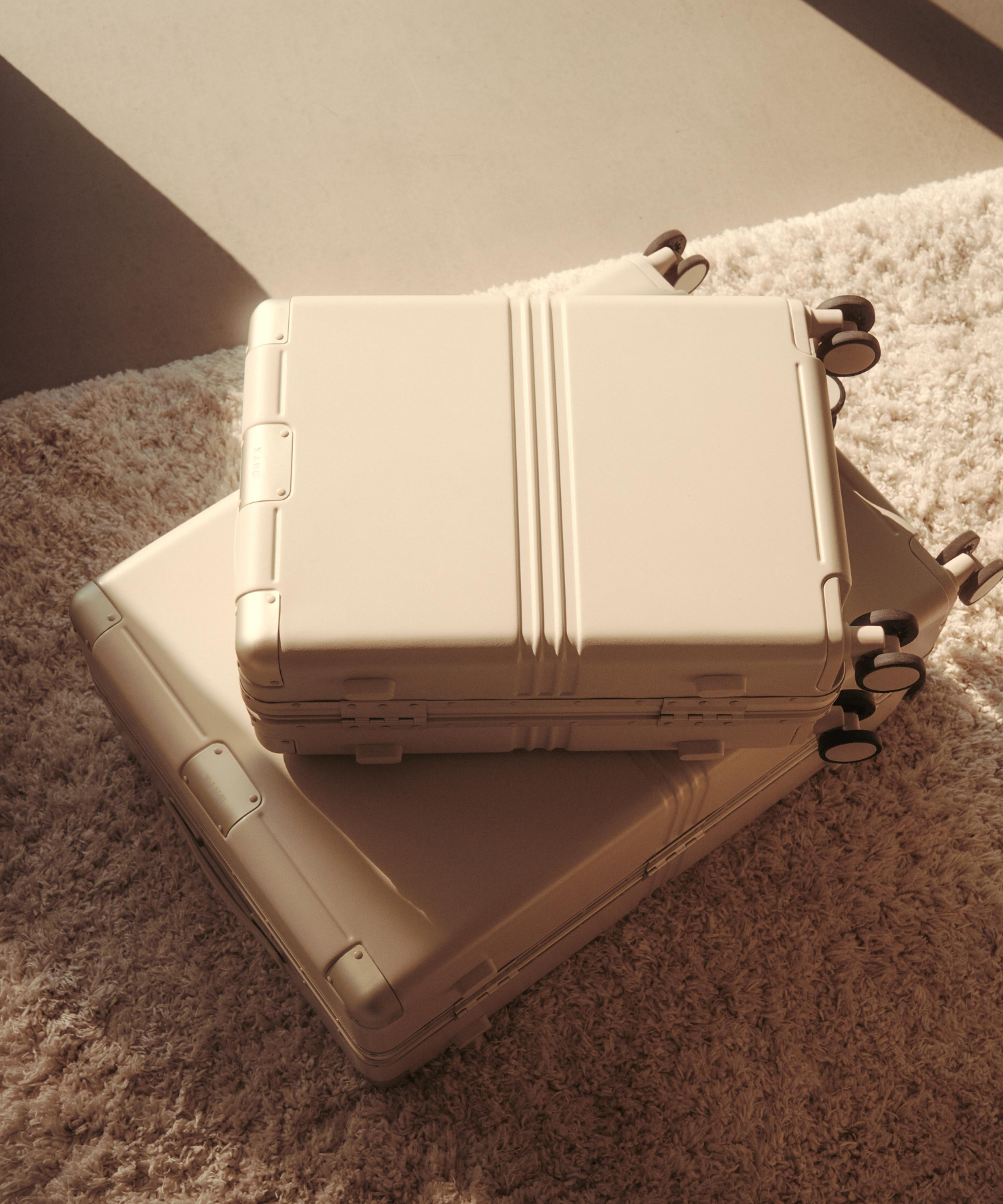 #kleur_ivory white