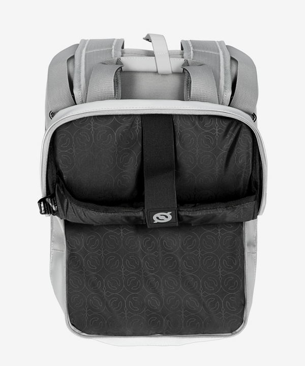 Padded laptop compartment
